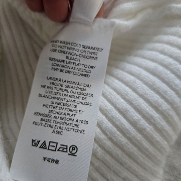 Mock turtle neck shirt, size small - Picture 4 of 5